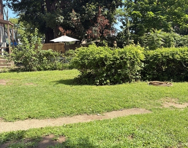 427-429 Shelton Avenue - Photo Thumbnail 16