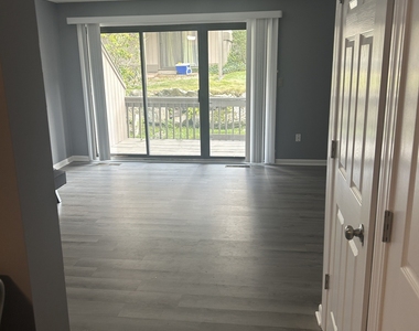 71 Dorchester Court - Photo Thumbnail 2