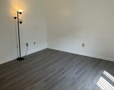 71 Dorchester Court - Photo Thumbnail 19