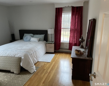 21 Fullmar Lane - Photo Thumbnail 5