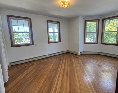 24 Broadway Street - Photo Thumbnail 28
