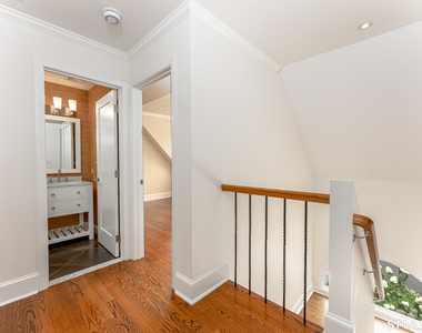 450 Center Street - Photo Thumbnail 18