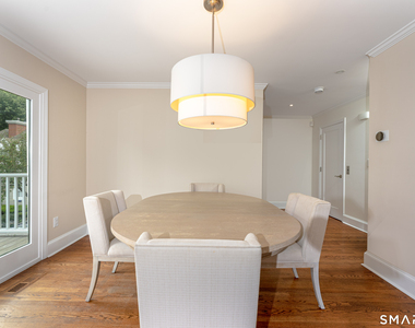 450 Center Street - Photo Thumbnail 9