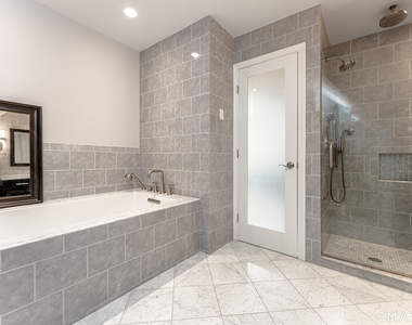 450 Center Street - Photo Thumbnail 24