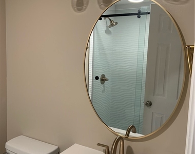 203 Parkwood Dr - Photo Thumbnail 6