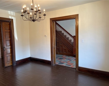 1802 Middle St - Photo Thumbnail 2