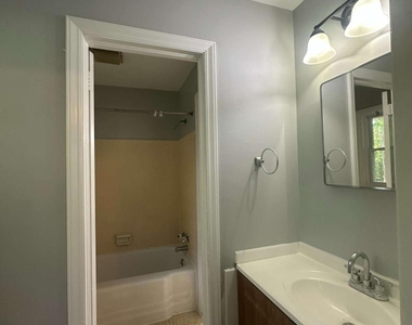 1809 Stratford Arms Drive - Photo Thumbnail 12