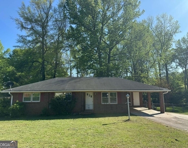 1809 Stratford Arms Drive - Photo Thumbnail 1