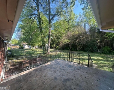 1809 Stratford Arms Drive - Photo Thumbnail 17