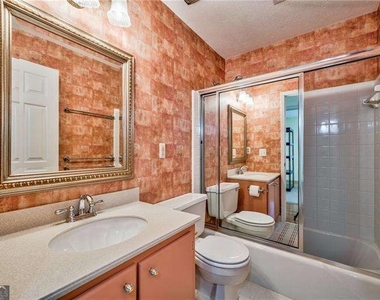 4010 Mansion Drive - Photo Thumbnail 17