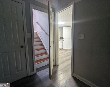 2153 Cherokee Valley Circle - Photo Thumbnail 11