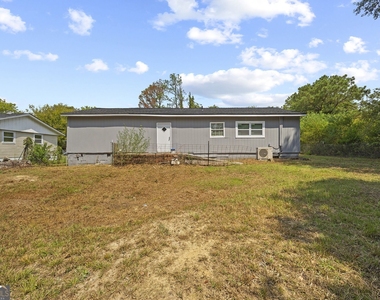 2844 Shamrock Lane - Photo Thumbnail 12