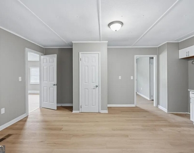 427 Gun Club Road - Photo Thumbnail 6