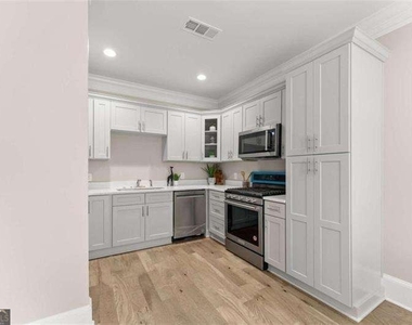 510 Washington Street Nw - Photo Thumbnail 12