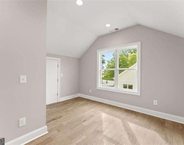 510 Washington Street Nw - Photo Thumbnail 35