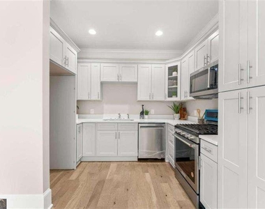 510 Washington Street Nw - Photo Thumbnail 14