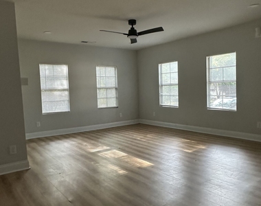 1345 Maple Street - Photo Thumbnail 1
