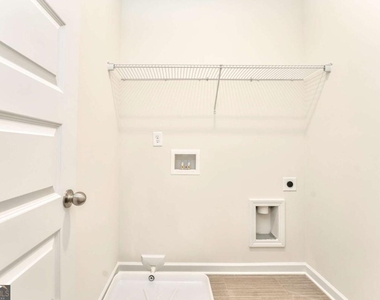 15 Bennett Way - Photo Thumbnail 16