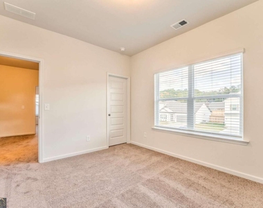 15 Bennett Way - Photo Thumbnail 19