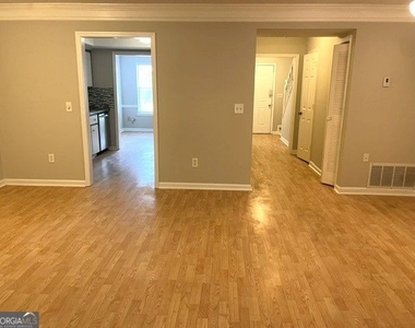 760 Coventry Township Place - Photo Thumbnail 11