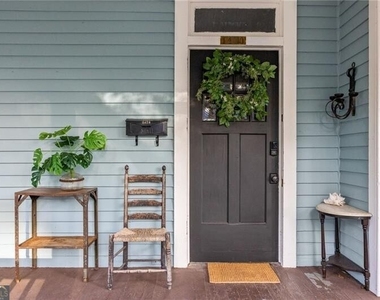 1470 Athens Avenue Sw - Photo Thumbnail 1