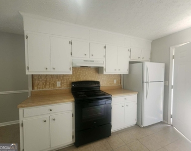 115 Plum Orchard Road - Photo Thumbnail 3