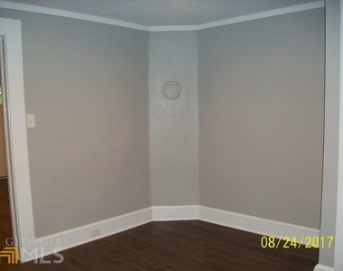 204 Georgia Avenue - Photo Thumbnail 9