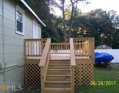204 Georgia Avenue - Photo Thumbnail 3
