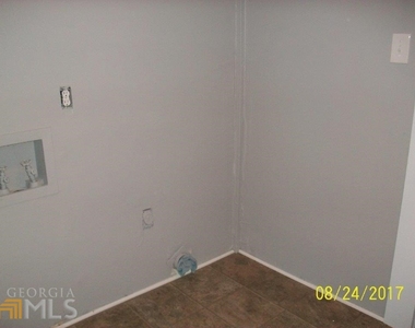 204 Georgia Avenue - Photo Thumbnail 18