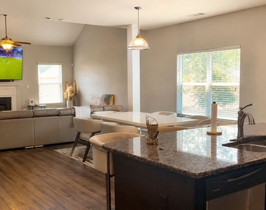1301 Rose Terrace Circle - Photo Thumbnail 2