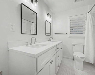 3868 Emerson Street - Photo Thumbnail 21
