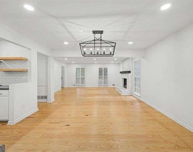 3868 Emerson Street - Photo Thumbnail 9