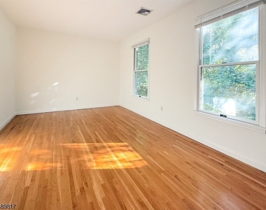 6 Magnolia Ct - Photo Thumbnail 6