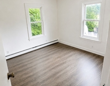 1217 North Ave - Photo Thumbnail 2