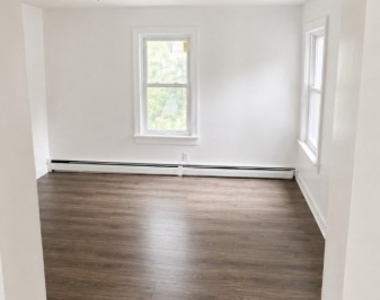 1217 North Ave - Photo Thumbnail 5