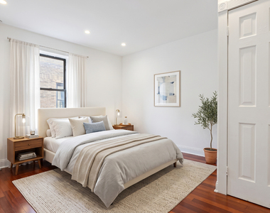 20 Magaw Place - Photo Thumbnail 5