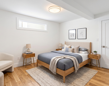 752 West End Avenue - Photo Thumbnail 2