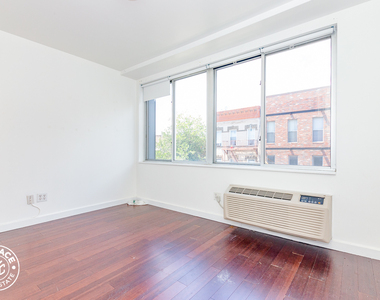286 Stanhope Street - Photo Thumbnail 6