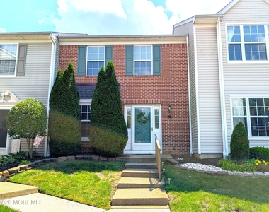 53 Grassmere Court - Photo Thumbnail 1