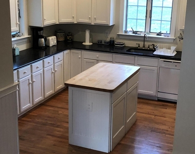 32 N Potter Avenue - Photo Thumbnail 4