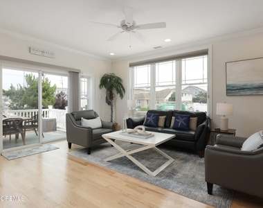 1607 Baltimore Avenue - Photo Thumbnail 7