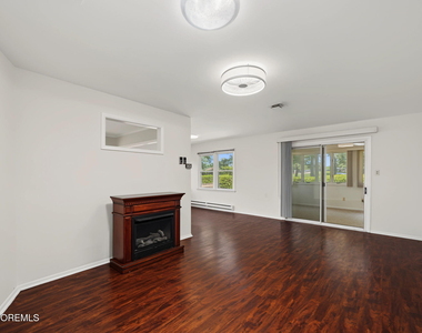 22 Higgins Court - Photo Thumbnail 8