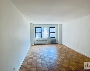 East 36 Street - Photo Thumbnail 1