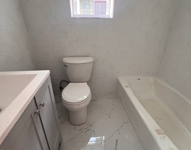 610 East 3 Street - Photo Thumbnail 11