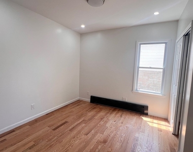 610 East 3 Street - Photo Thumbnail 7