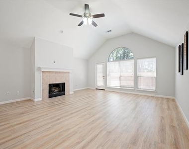 3517 Arbor Creek Lane - Photo Thumbnail 18