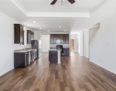 1716 Gayla Creek Drive - Photo Thumbnail 12