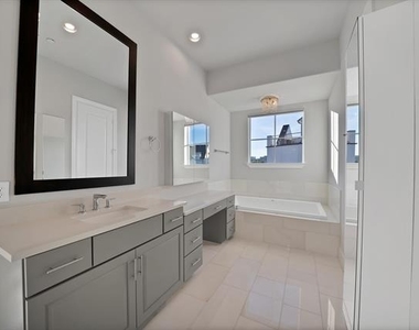 5437 Patterson Street - Photo Thumbnail 30