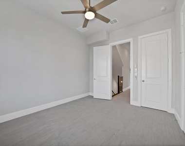 5437 Patterson Street - Photo Thumbnail 24