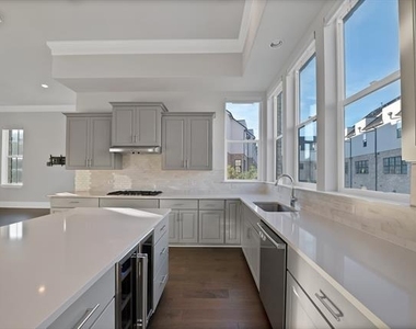 5437 Patterson Street - Photo Thumbnail 18
